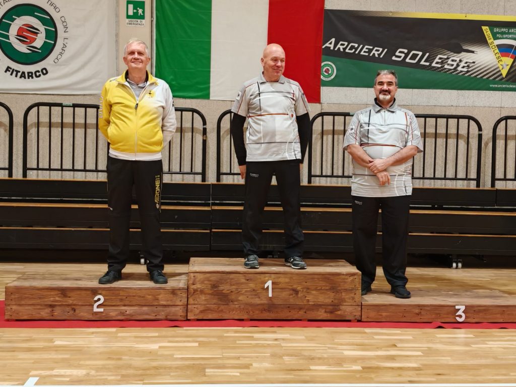 - TANTE MEDAGLIE PER L'ARCOMONZA