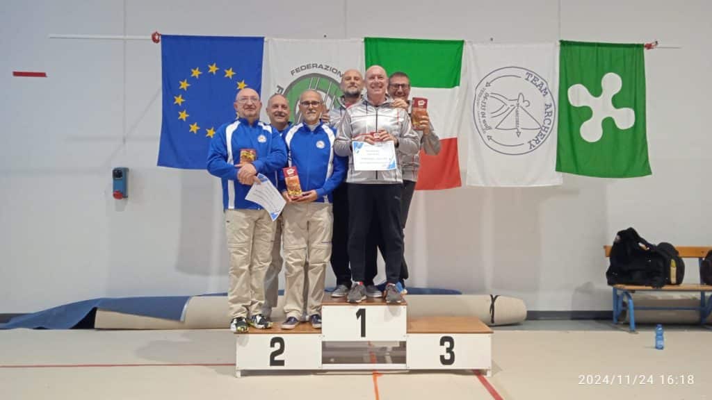 TANTE MEDAGLIE PER L'ARCOMONZA 10 - TANTE MEDAGLIE PER L'ARCOMONZA